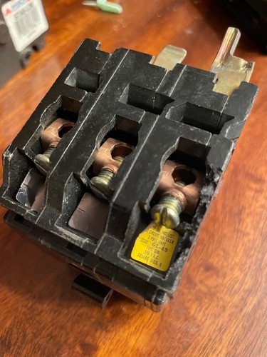 SQUARE D Circuit BREAKER 3P, 50A, CAT# QOB350 Long Tab - Picture 4 of 4