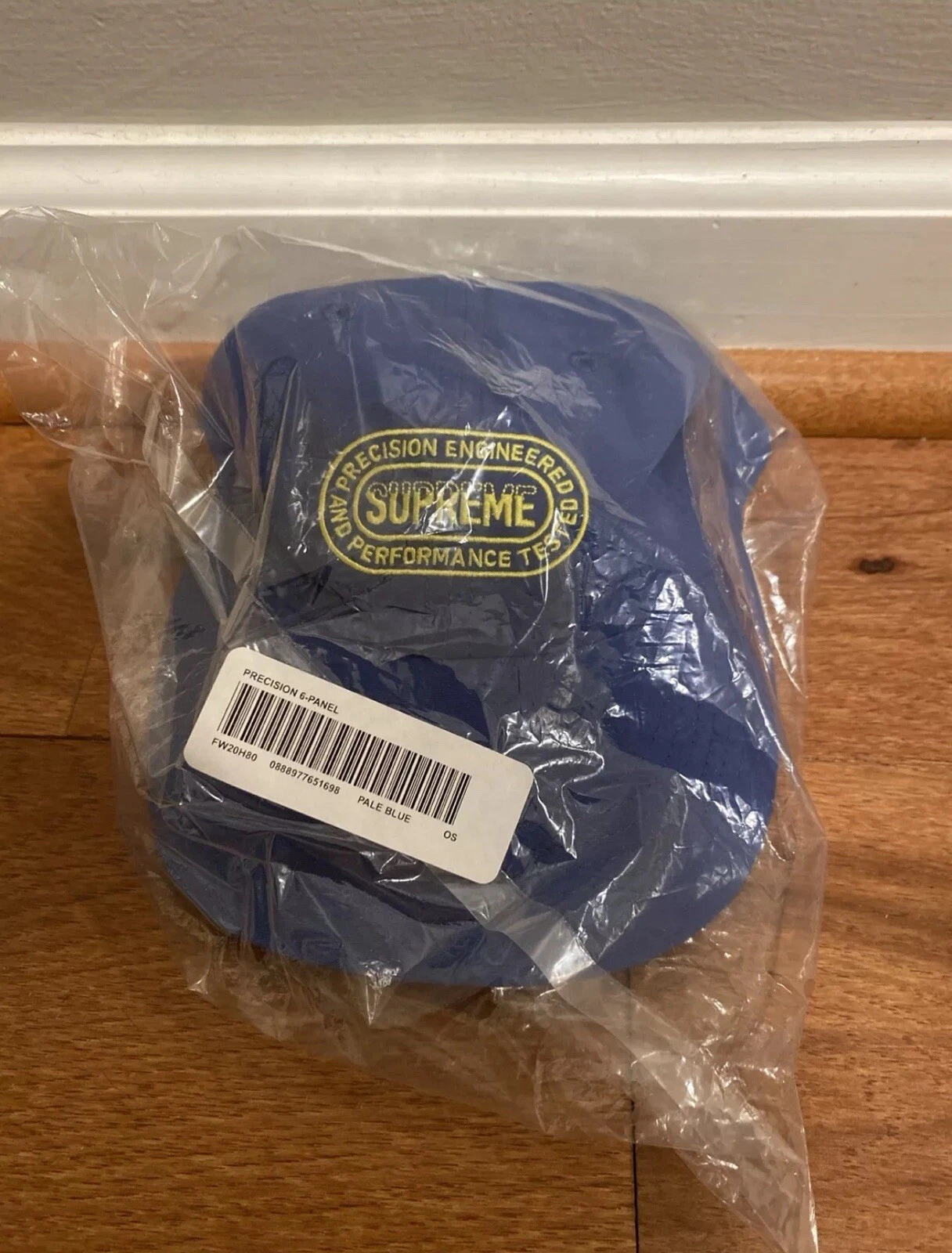 Chapeau Supreme Precision 6 panneaux flambant neuf bleu pâle