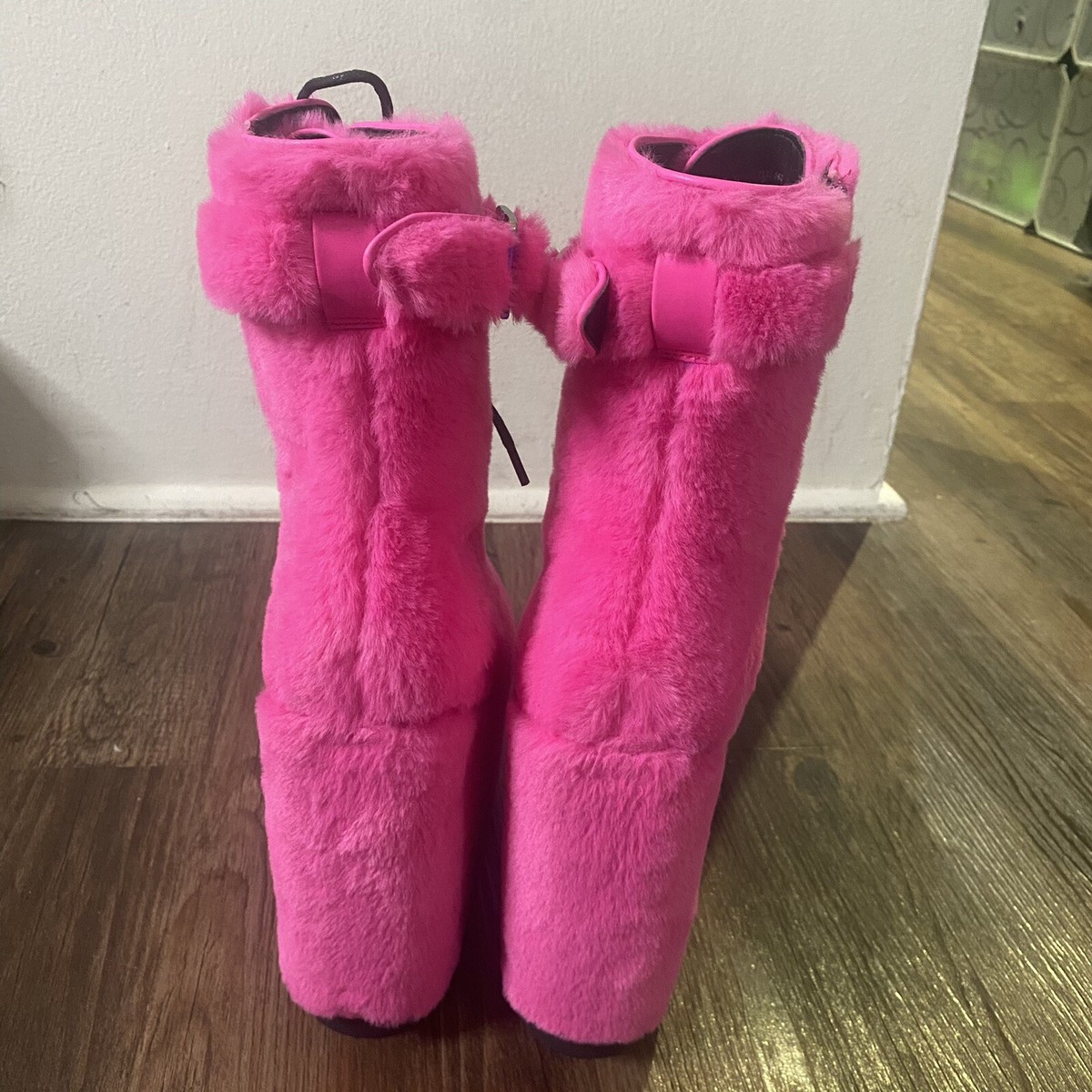 Dolls Kill Club Exx TRAITOR BOOTS - HOT PINK FUR | eBay