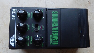 Aria DMX-10 Digital Flanger / Chorus Pedal für Gitarre oder Bass