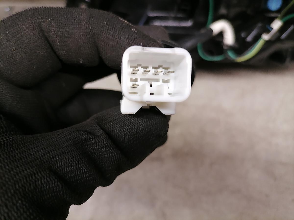Mitsubishi Space Star BJ22 LED Rücklicht links Rückleuchte 