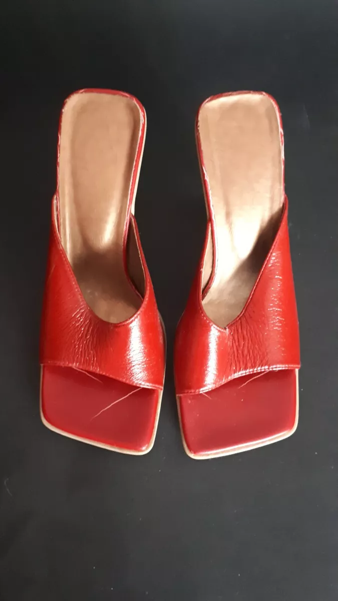 Sandali rossi best sale bata
