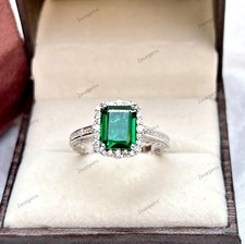 Luxury Lab-Created Emerald Ring 925 Sterling Silver Engagement Ring Gift For Her