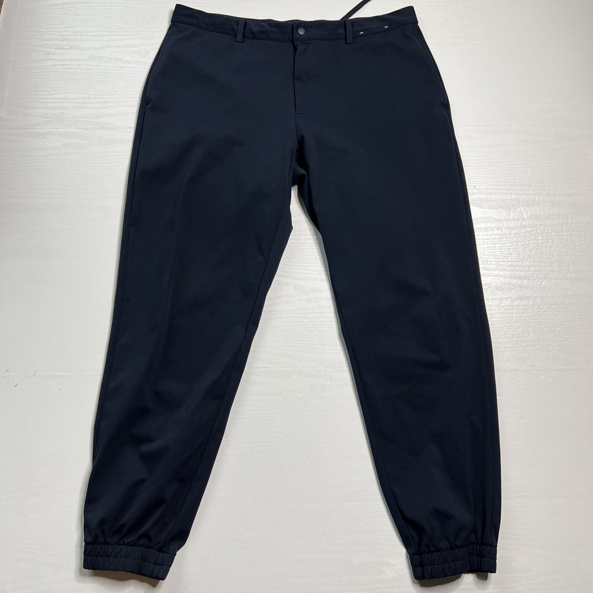 Uniqlo EZY Jogger Pants Mens XLarge Navy Ankle Cuffed