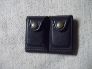 Vintage Don Hume D404 Black Leather Dual Ammo Pouch Carrier