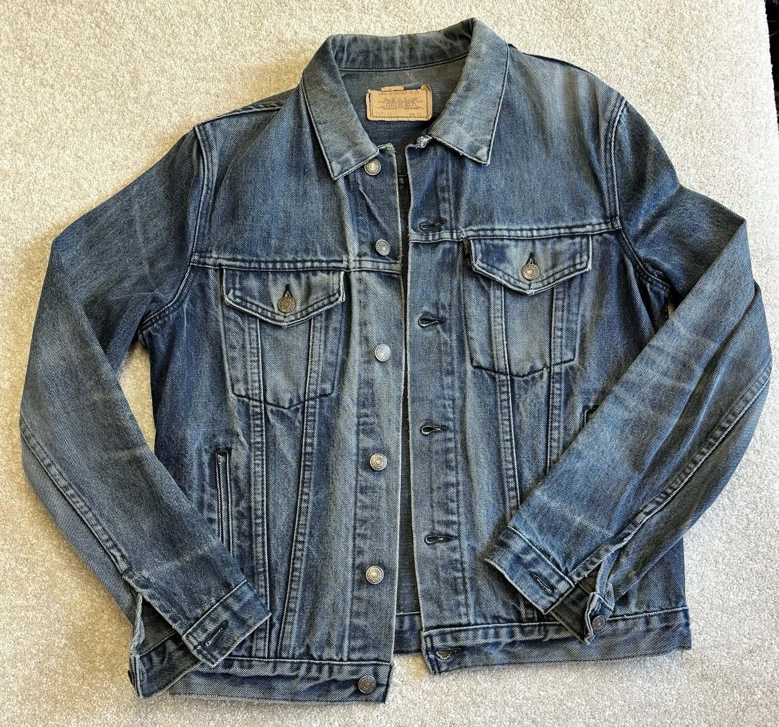 Vintage Levi’s 80s/90s Stonewash Denim Jacket Size 38