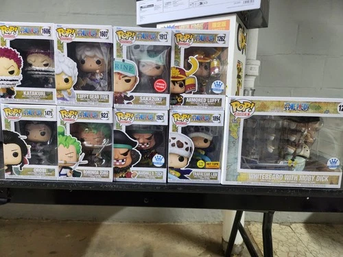 Funko Pop! One Piece Katakuri, Luffy Gear Five, Sakazuki Exclusive Glow