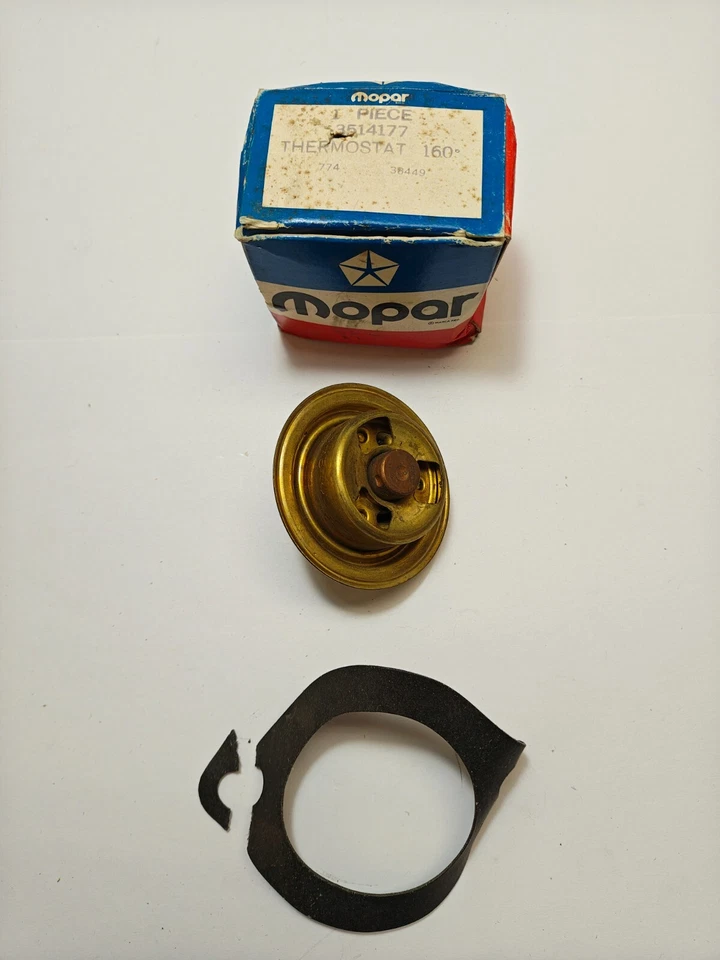 1953-1968 Chrysler Dodge Plymouth 160 Degree Thermostat W/ Gasket 3514177 NOS - Image 4 of 4