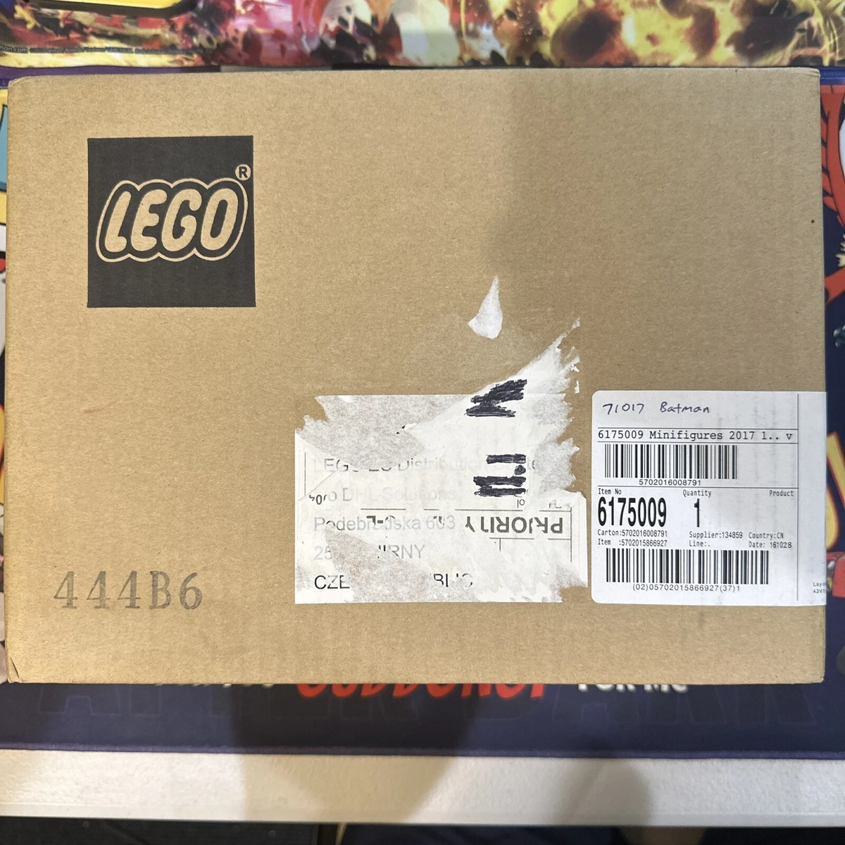 LEGO Minifigures Batman Movie Series 71017 Box Case New Sealed