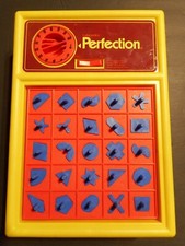 VINTAGE Lakeside Perfection Game Pieces Complete Set of 25