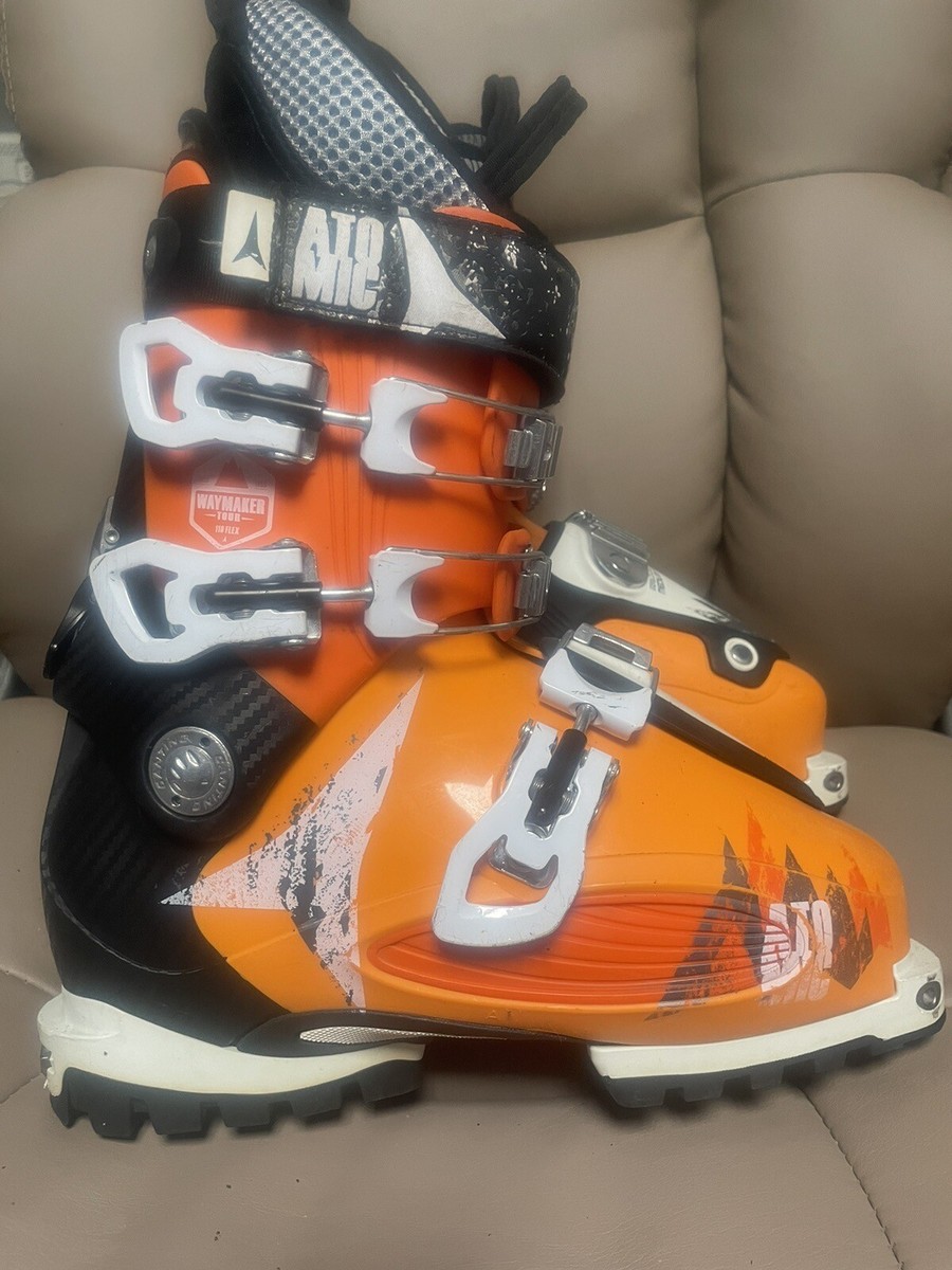 Pristine Atomic Waymaker A/T Ski Boots