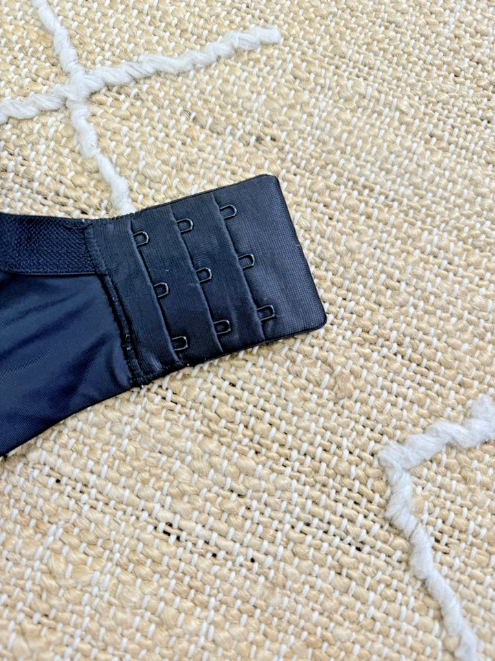 PANACHE Sport 30GG Style 5021 Underwire Running Racerback Black Training Gym Bra - Image 4 of 4