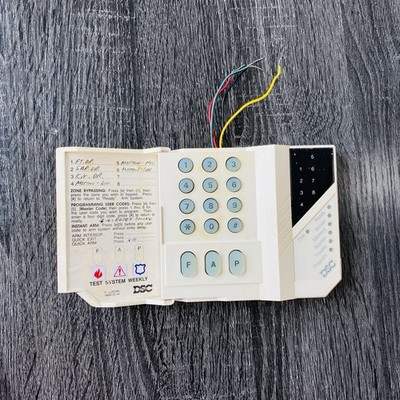 DSC PC2550RK 8-Zone LED Keypad  Tested Works Great