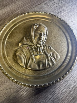 PR OF OLD TIN METAL PLATES WIFE OF  FISHERMAN