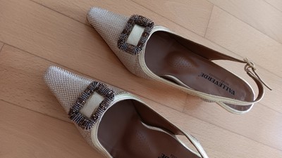 Elegant Ladies Sligpumps, Gold Tone, by VALLEVERDE. SIZE 37, FABRIC WITH LEATHER 