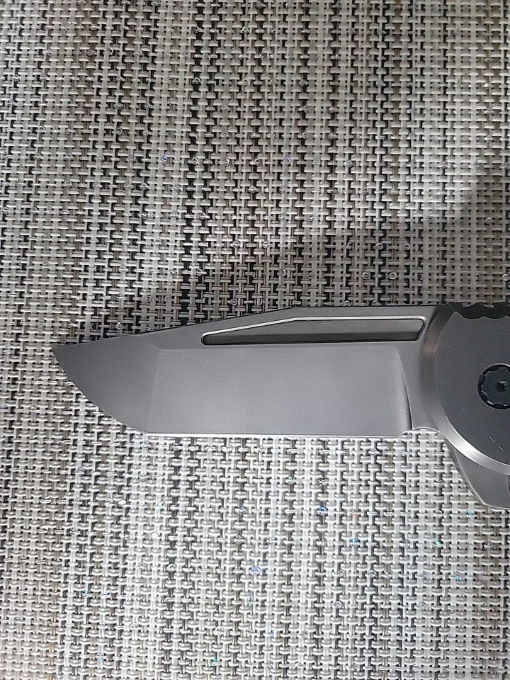 Hoback Knives Husky Titanium, Stonewash Nitro-V Blade, deep carry pocket clip - Image 2 of 4