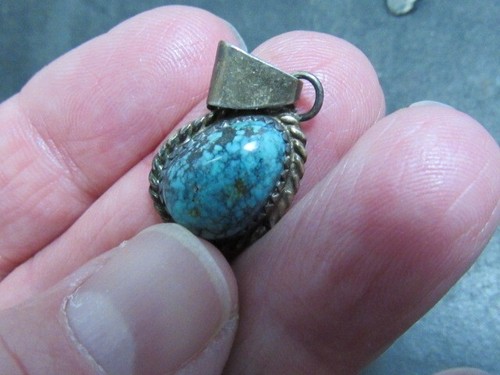 native American Sterling Spiderweb Natural TURQUOISE Pendant - Picture 7 of 8