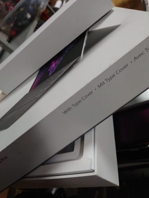 Microsoft Surface Pro 6 128GB (i5) 8GB (READ DESCRIPTION) LAP24. - Image 3 of 4