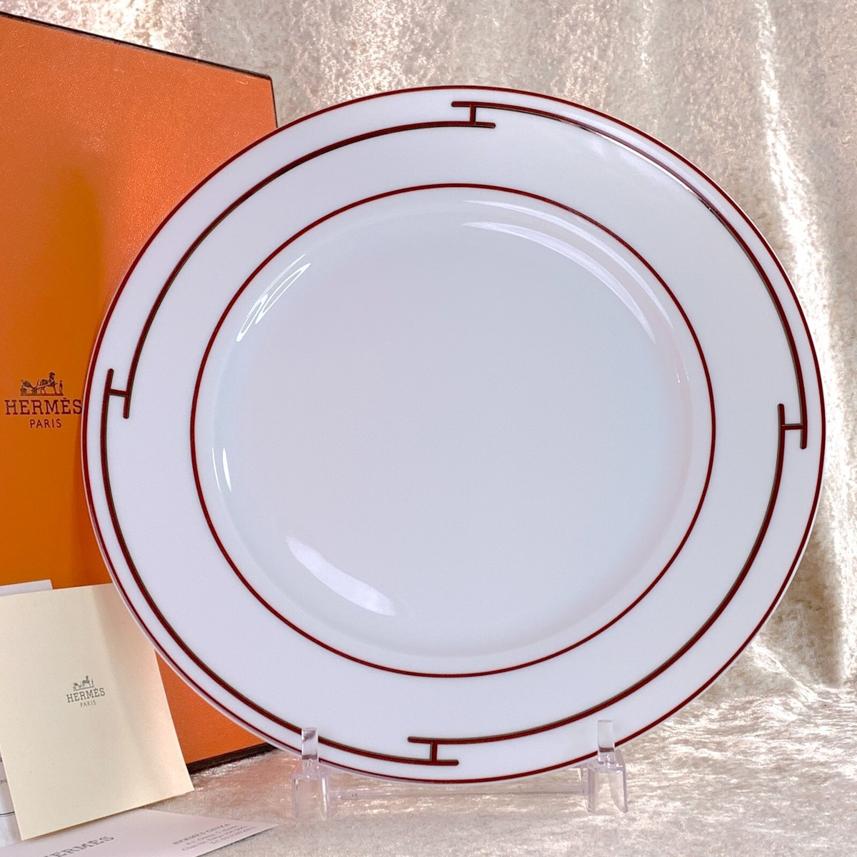 Hermes Dinner Plate Rhythm Rythme Red Platinum Décor