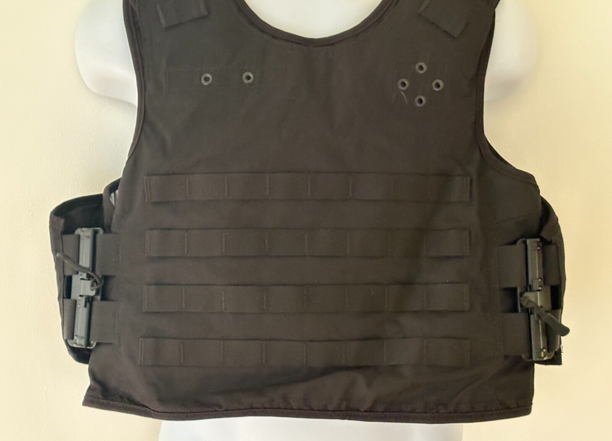 SAFARILAND Male V1 Armor Carrier Tactical Vest Small Black