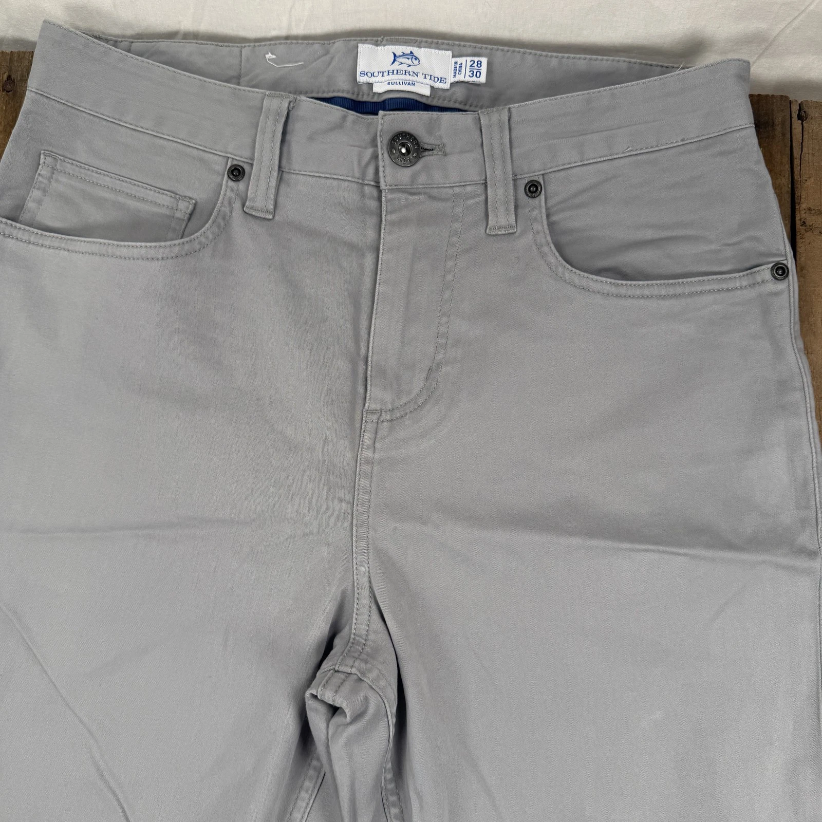 Southern Tide Sullivan Men's Chino Pants Size 28x30 Light Gray Stretch Flat