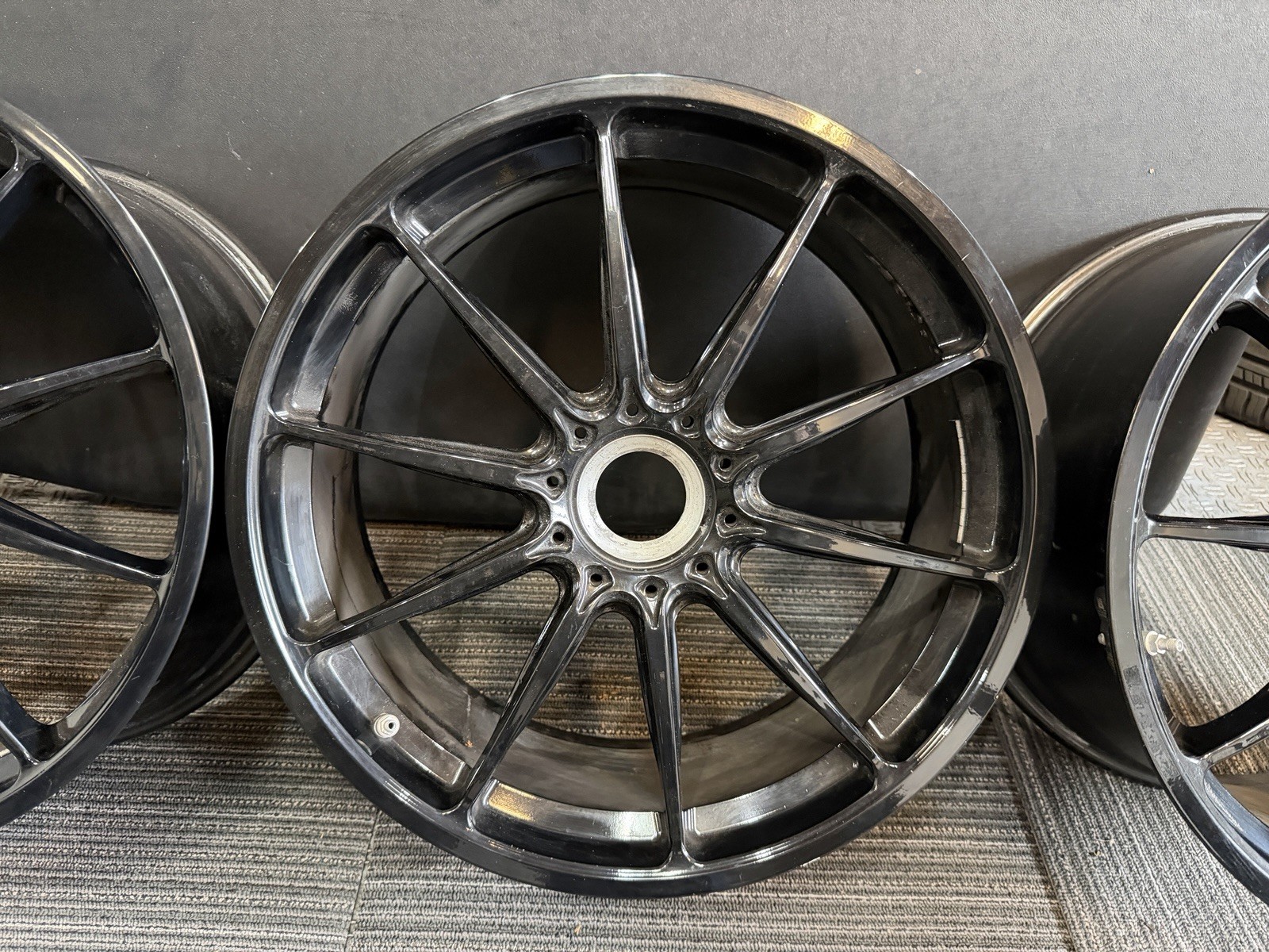 20" LAMBORGHINI HURACAN PERFORMANTE / EVO TECNICA STO RIMS (OEM) CENTER LOCK