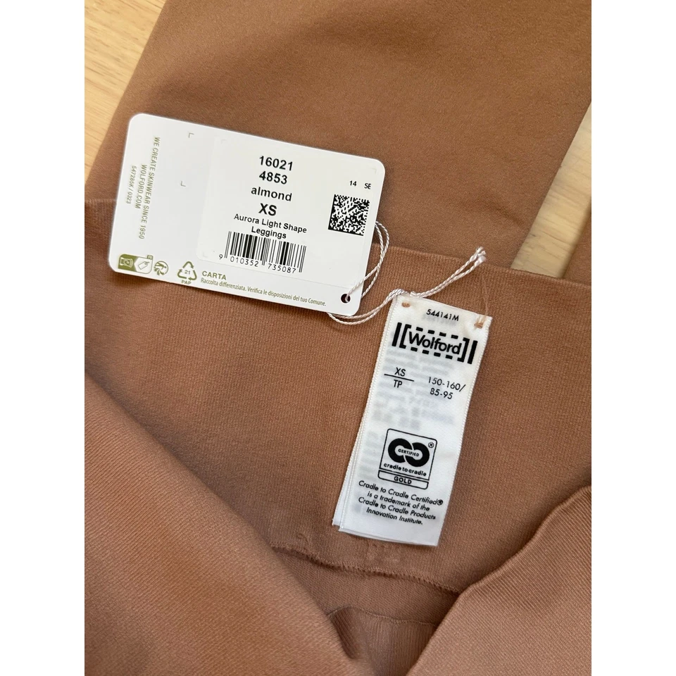 NUEVO CON ETIQUETAS Wolford Aurora Leggings Alisadores Forma Clara Almendra Desnudo Tostado Marrón Claro XS Foto 4 de 4