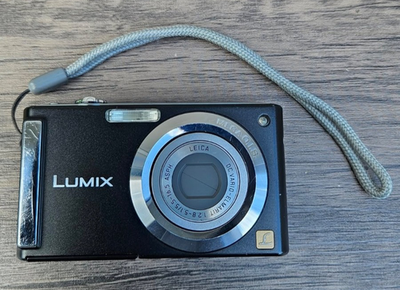 Panasonic LUMIX DMC-FS3 Digital Camera (NO BATTERY, NO CHARGER, NO