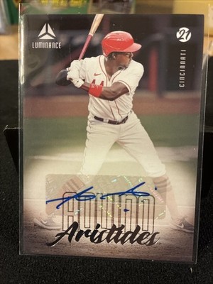 2021 Panini Chronicles - Luminance Autographs Aristides Aquino #LA-AA