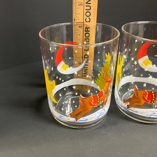 Vintage Libbey Christmas Tumblers Glasses (2) Christmas Scenes 4” H Retro - Picture 12 of 13