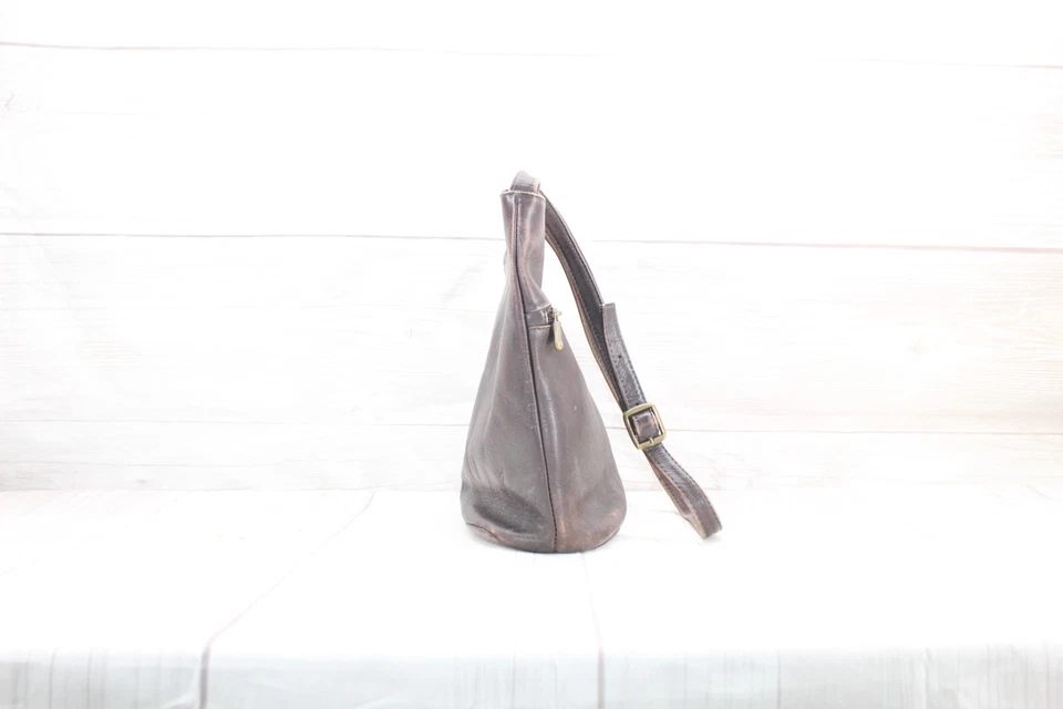 Le Donne Brown Leather Lined Adjustable Strap Crossbody Bag - Image 3 of 4