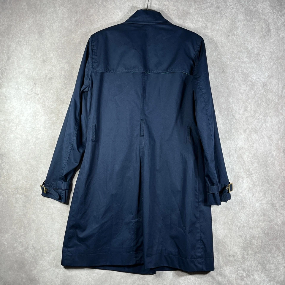 Gabardina Tommy Hilfiger para mujer talla grande azul marino doble botonadura negocios Foto 3 de 4