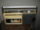 Sony CFM-140 AM/FM Radio Cassette Player Recorder Boombox cream White  Works vtg
