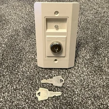 Used System Sensor RTS451KEY Key Switch Test Station w/ Keys