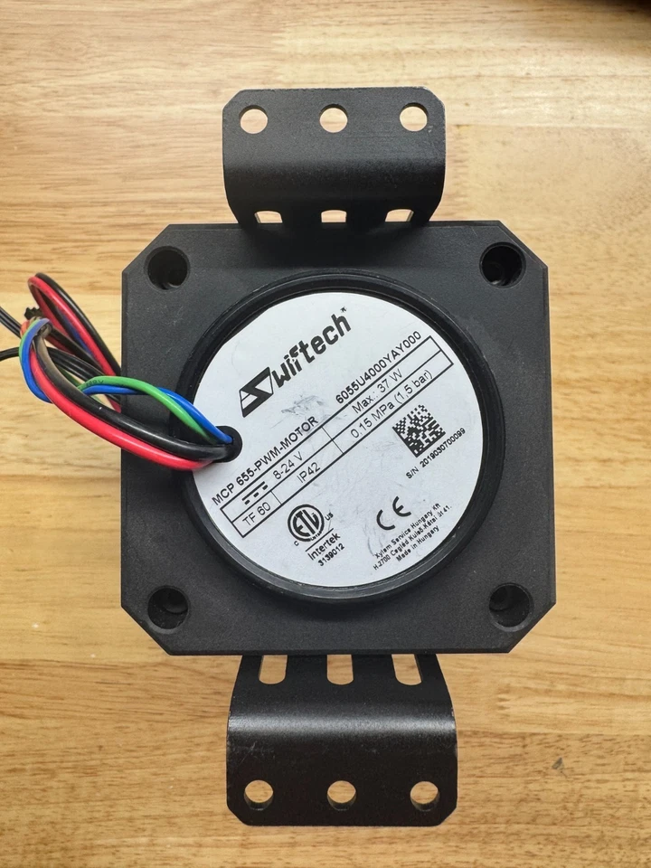 Swiftech Maelstrom D5 PWM V2 Reservoir Pump Combo - 100mm - Image 4 of 4