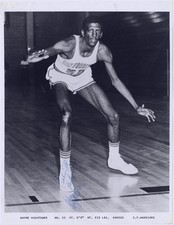 Wayne Hightower Signed AUTO Early 1960s Team Issued San Francisco Warriors Photo