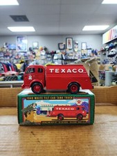 1996 Ertl Collectibles Texaco 1949 White Tilt Cab Tank Truck Diecast Bank