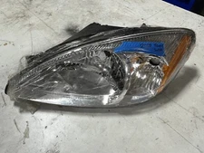 Eagle Eyes FR311-A001L Left Headlight Assembly For 00-07 Ford Taurus NEW No Box