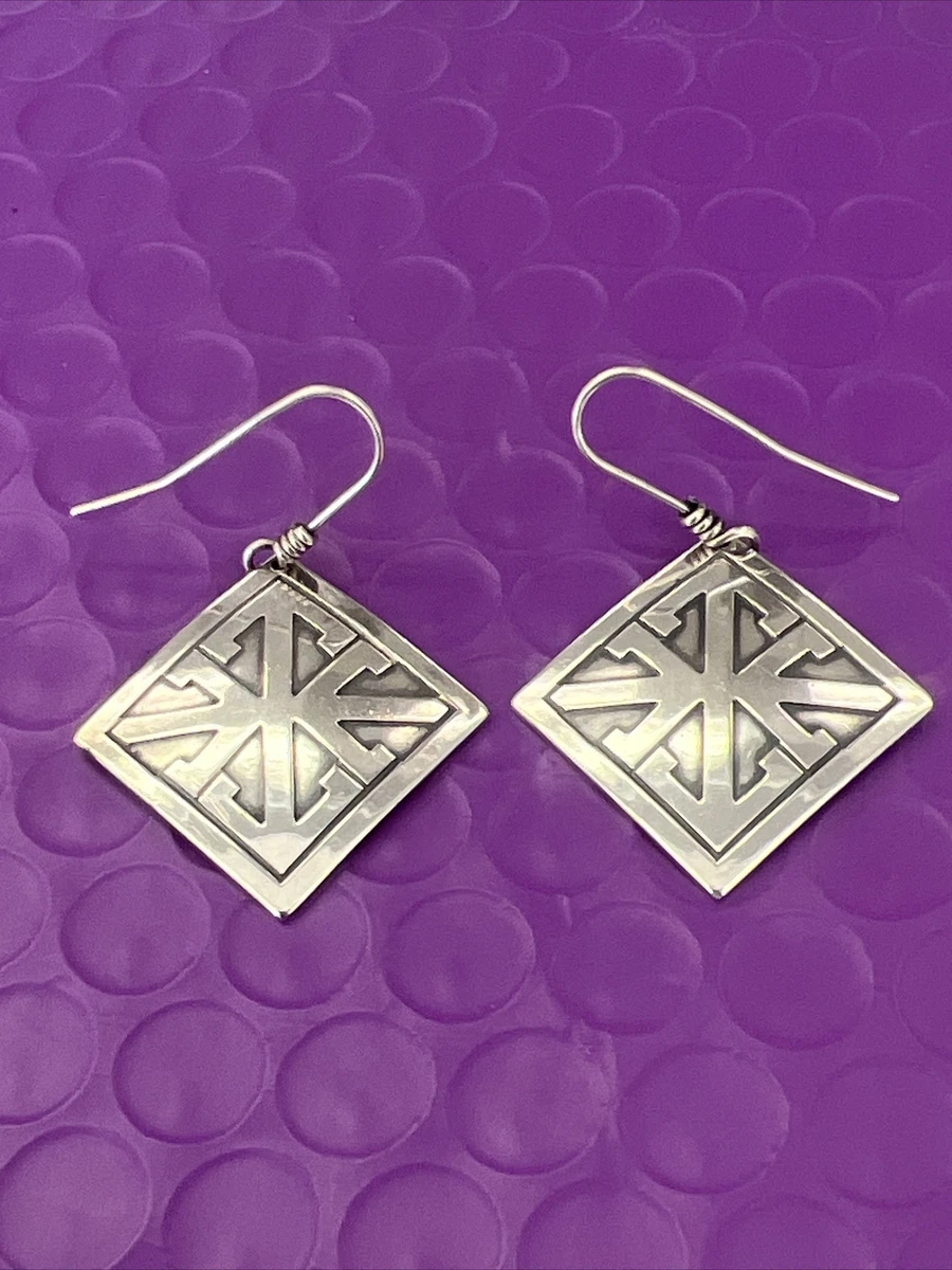 Rare Retired James Avery Sterling Silver Arrow Dangle