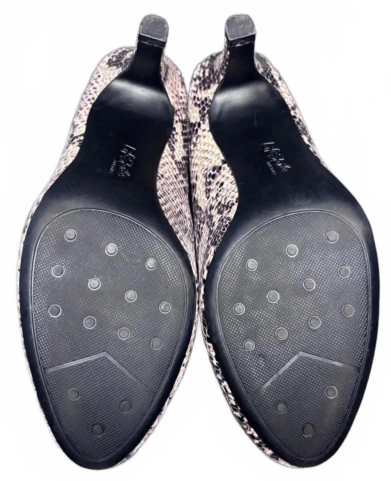 Zapatos de tacón LifeStride para mujer con estampado de serpiente animal Parigi punta de almendra EE. UU. 9N estrechos Foto 2 de 4