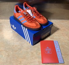 🔴Adidas Originals Size 2025 City Series 'Manchester' UK 10 Booklet and Poster .