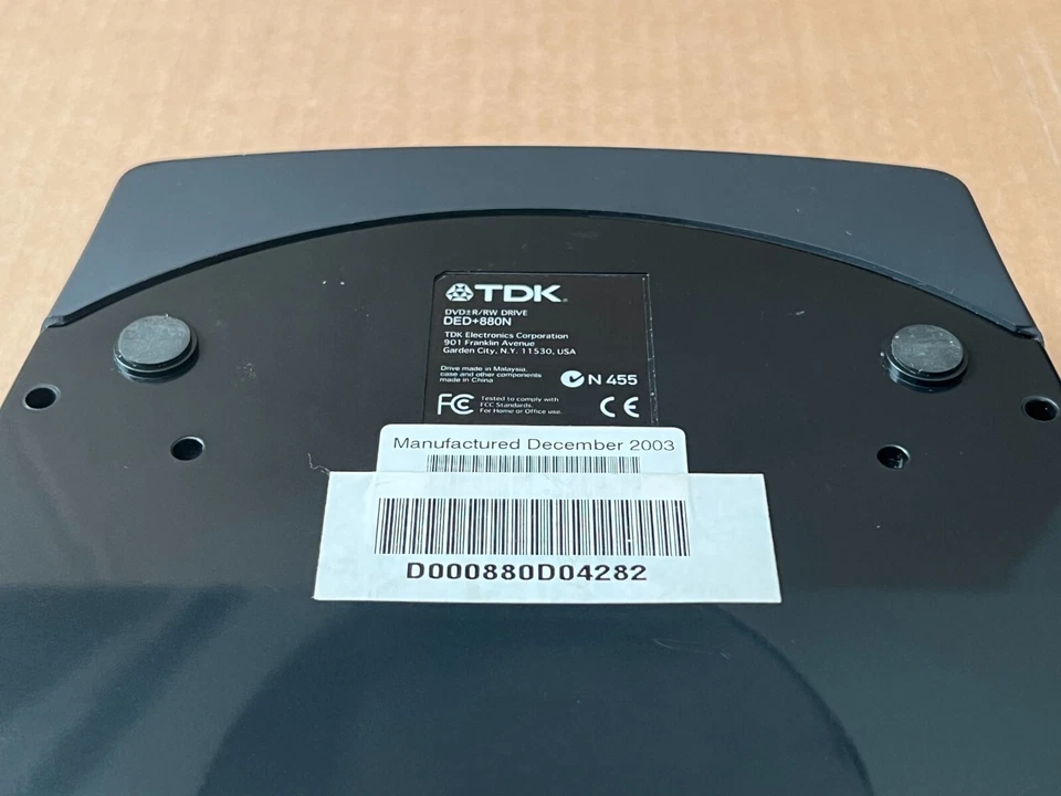 TDK DED+880N External 8x DVD-R 32x CD-R Drive IndiDVD - NO CABLES - Image 4 of 4