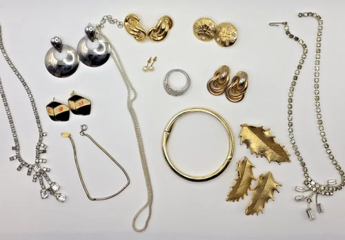 Vintage Estate Costume Jewelry Lot, 21 items, Earrings, Necklaces, Bracelets
