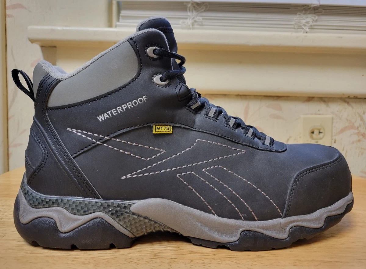 Waterproof top shoes reebok