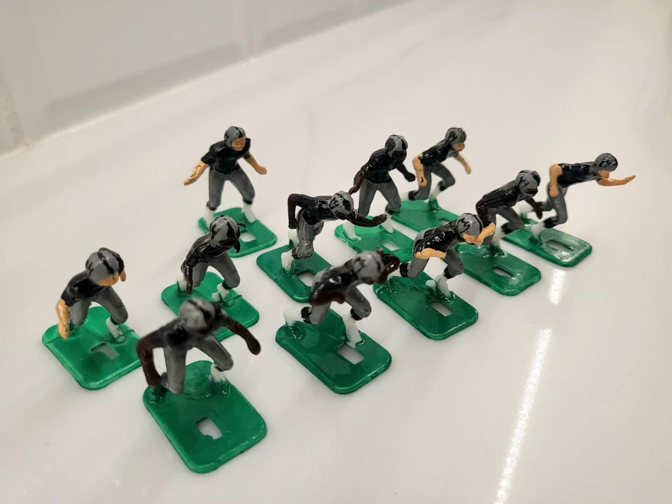 NFL Años 70 Tudor 11 Oakland/LA Raiders Jugadores de Fútbol Electnic Nueva Pintura Negra Foto 3 de 4