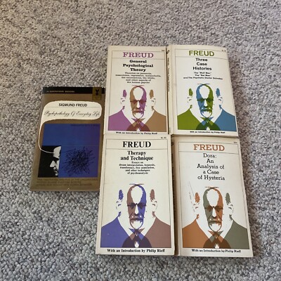 Sigmund Freud Book Lot Of 5 Paperbacks
