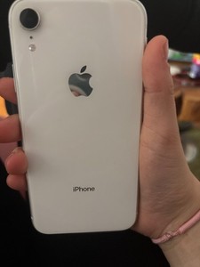 Apple iPhone XR 64GB - weiß