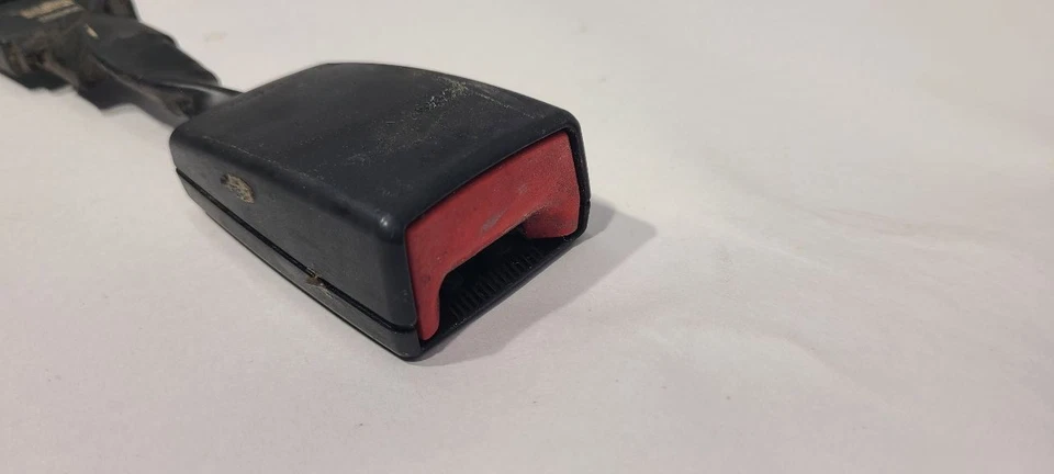 2013-2018 FORD C MAX RH Seat Belt Front Bucket Passenger Buckle   Foto 2 de 4