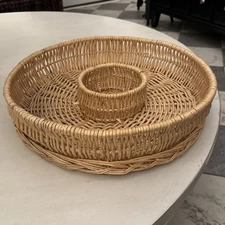 Vintage Saleen Wicker Rattan Chip And Dip 17” Serving Tray Basket