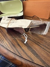 Louis Vuitton Sunglasses Case with Box and Pouch Cleaning Cloth Included Used
